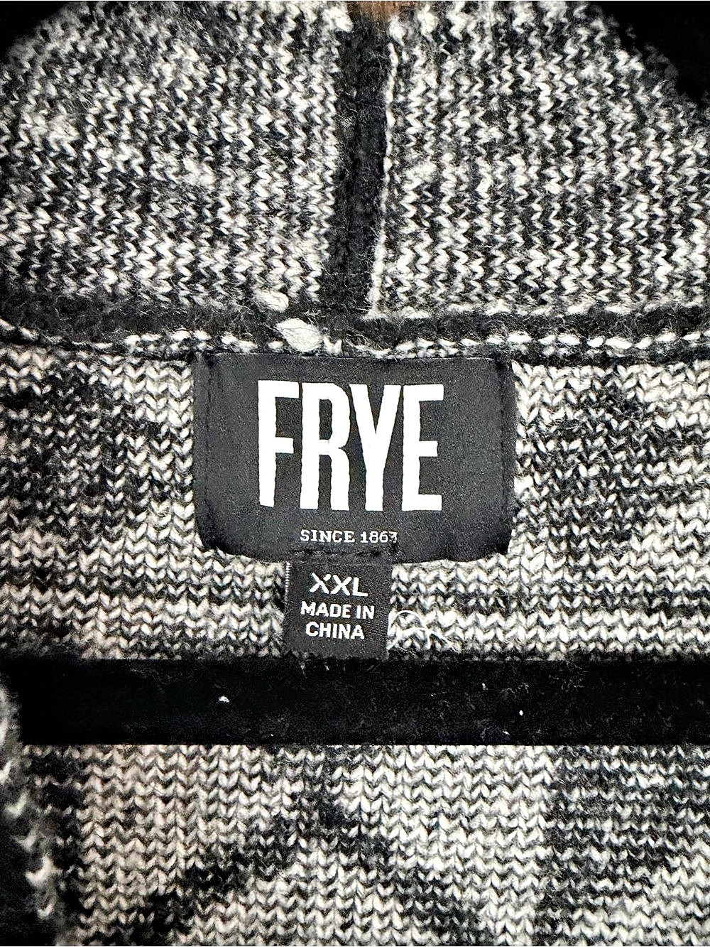 Frye Geometric Aztec Print Open Front Cardigan Black & White XXL - Picture 3 of 5